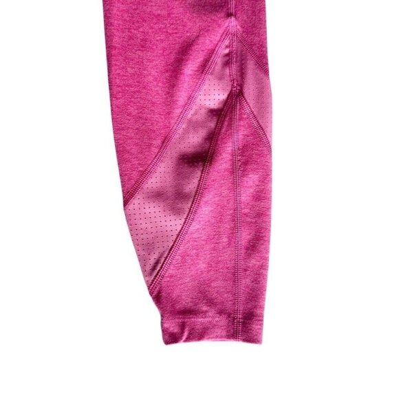 Peloton Women's Sz XS  Drive and Recover High Rise Mesh Capri Heathered Pink - Picture 6 of 8